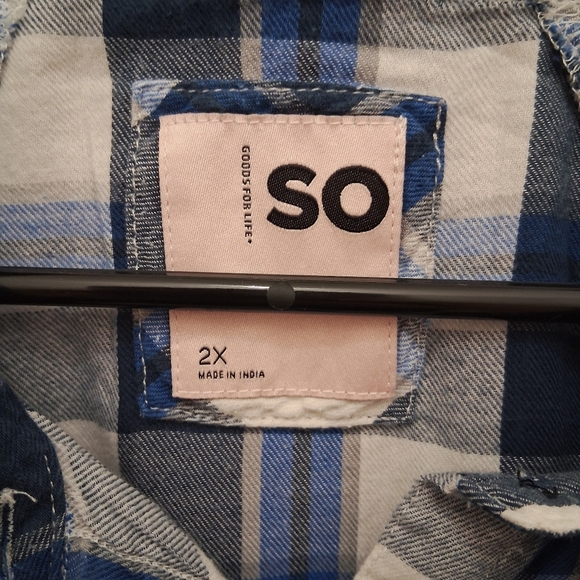 +2🛍SO Oversize Women's Blue and White Plaid Button Down Shirt - Picture 3 of 7